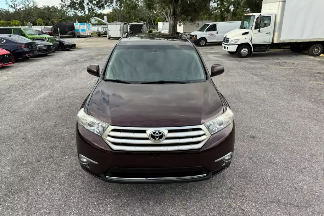 2013 Toyota Highlander Base Hybrid photo 1