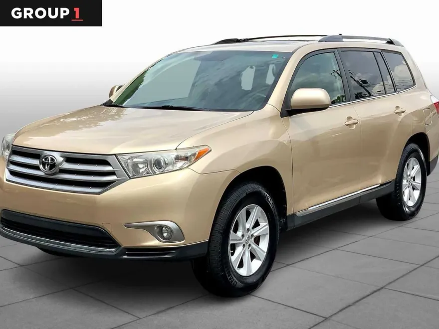 2012 Toyota Highlander SE photo 1