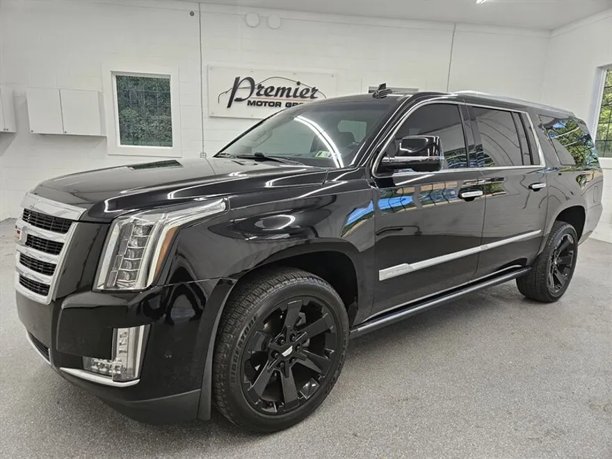2018 Cadillac Escalade ESV Premium Luxury photo 1