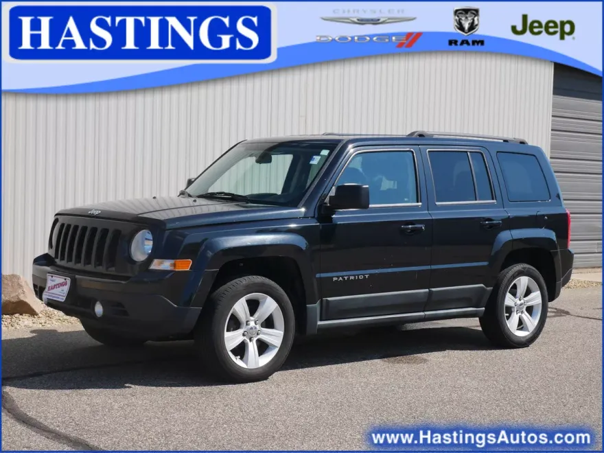 2011 Jeep Patriot Latitude photo 1