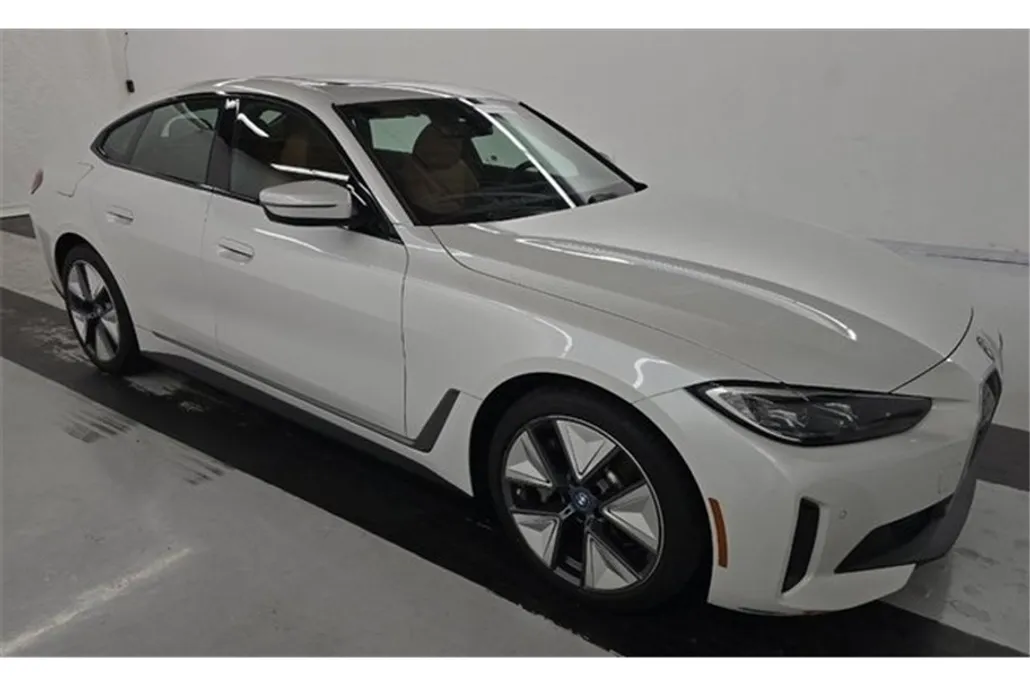 2023 Bmw i4 eDrive40 photo 1