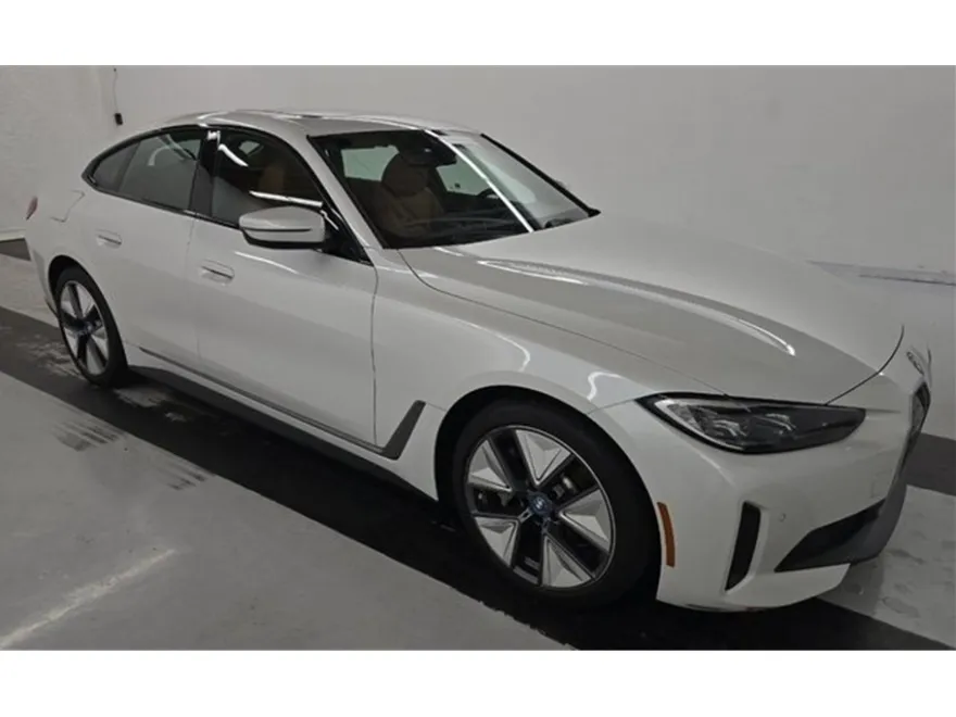 2023 Bmw i4 eDrive40 photo 1