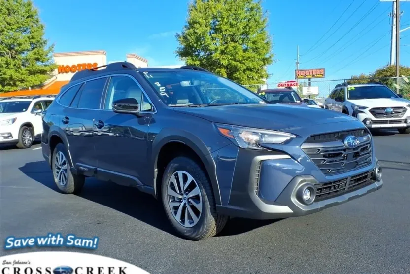 2025 Subaru Outback Premium photo 1