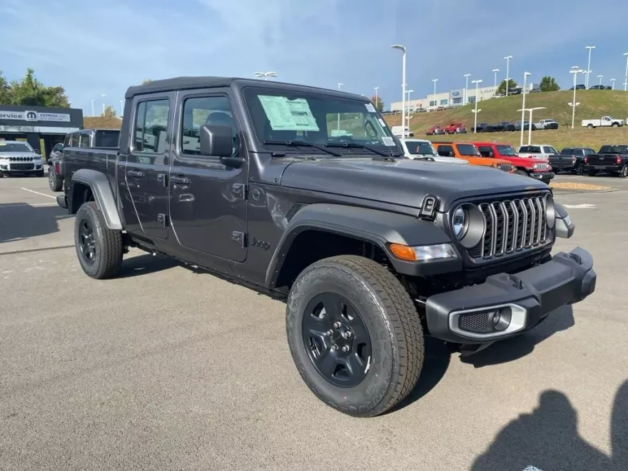 2025 Jeep Gladiator Sport photo 1
