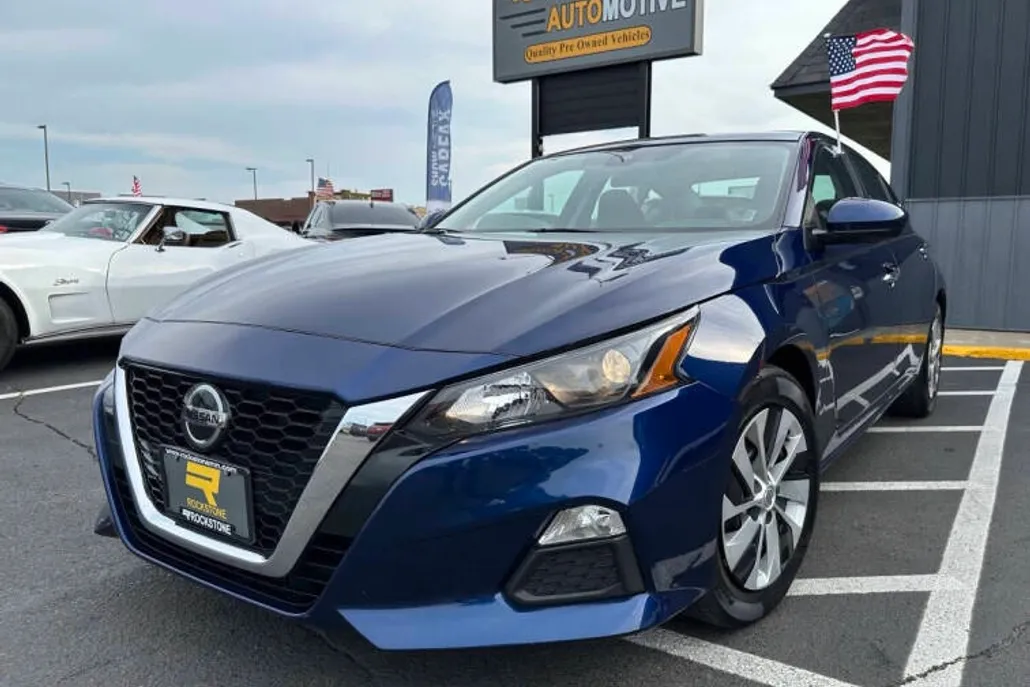 2022 Nissan Altima 2.5 S photo 1