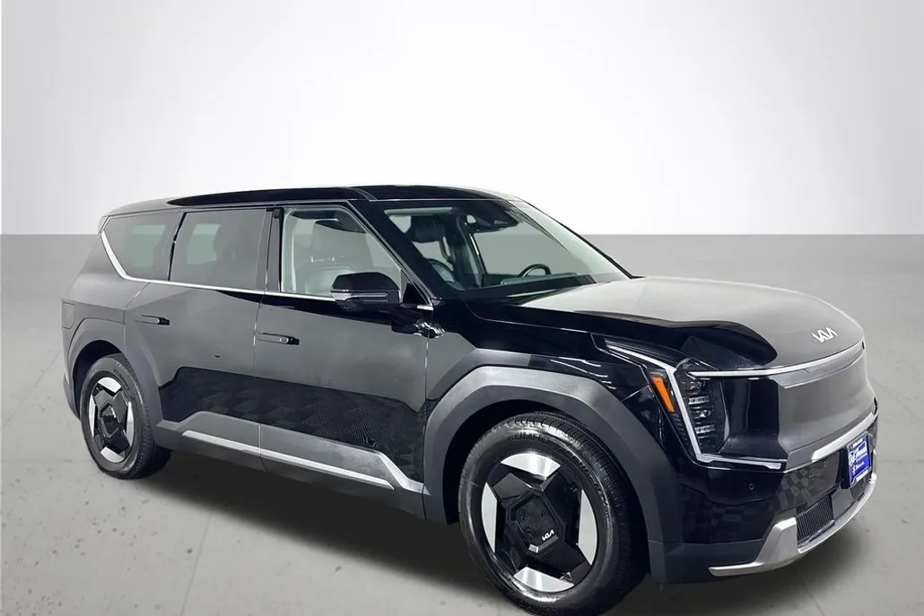 2024 Kia EV9 Light Long Range photo 1