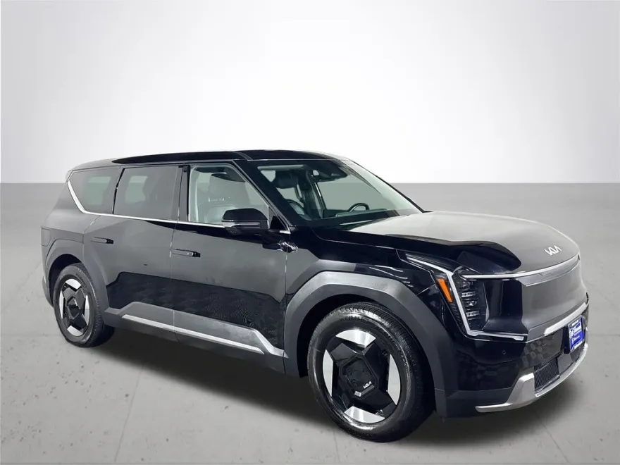 2024 Kia EV9 Light Long Range photo 1