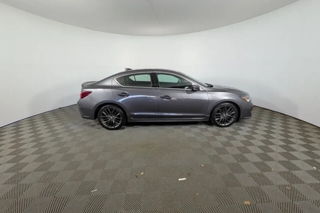 2022 Acura ILX Premium Technology A-Spec photo 1