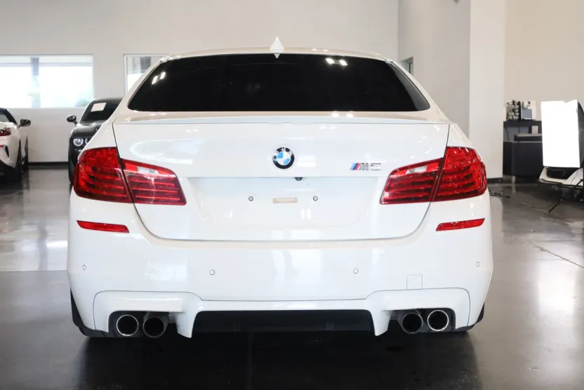 2015 Bmw M5 5 Sedan photo 1