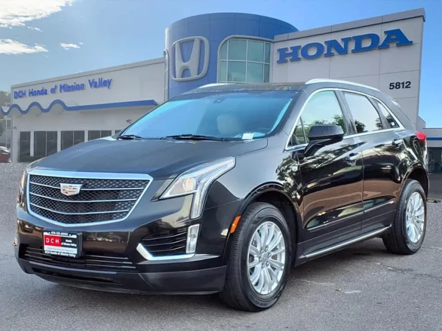 2017 Cadillac XT5 Base photo 1