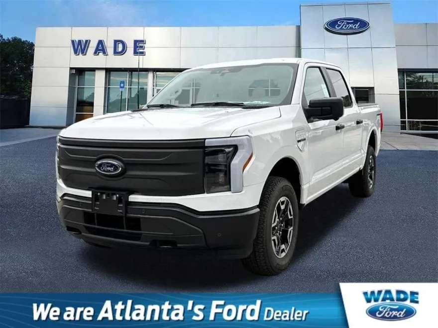 2023 Ford F-150 Lightning photo 1