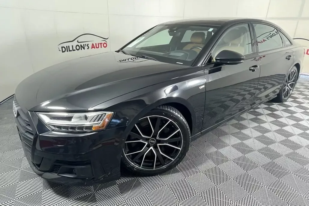 2021 Audi A8 4.0 photo 1
