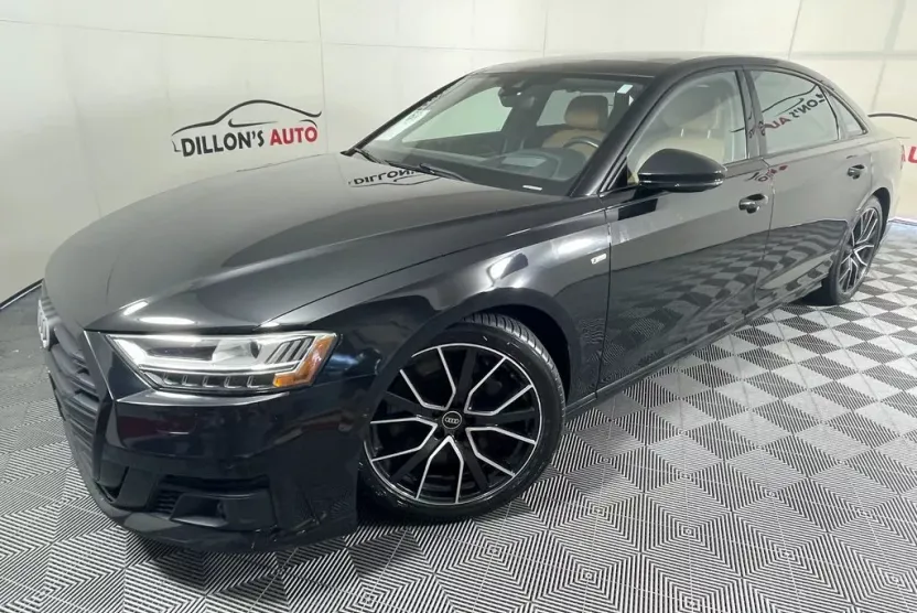 2021 Audi A8 4.0 photo 1