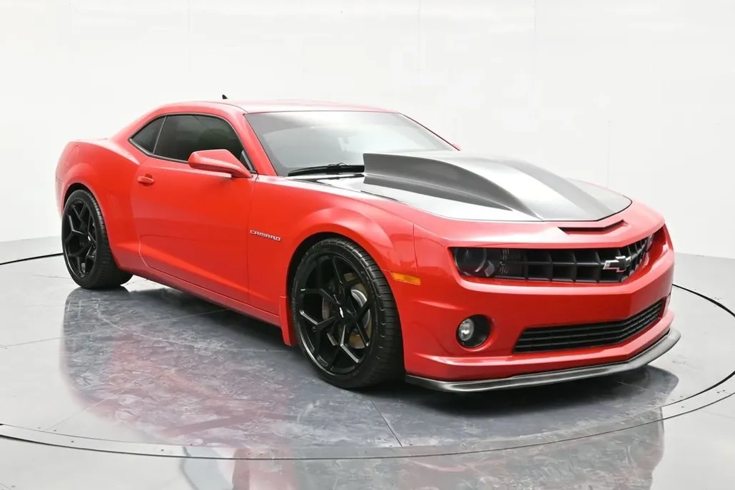2010 Chevrolet Camaro SS photo 1