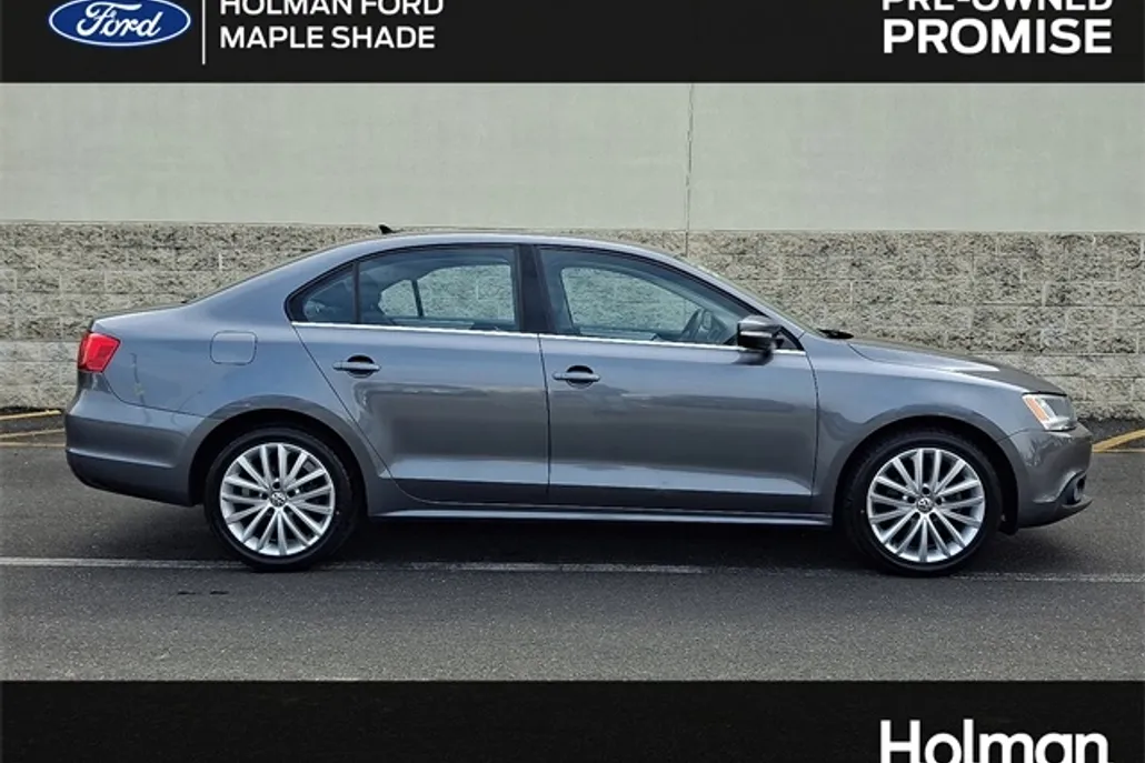 2011 Volkswagen Jetta SEL photo 1