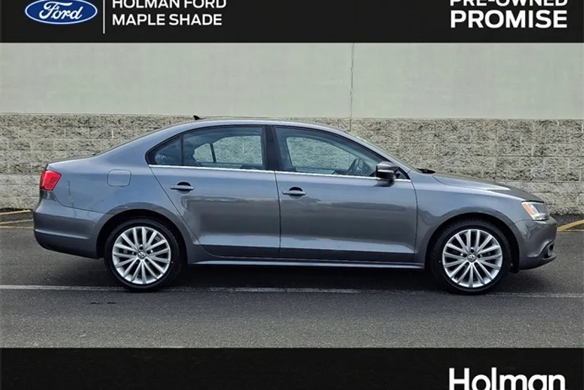 2011 Volkswagen Jetta SEL photo 1