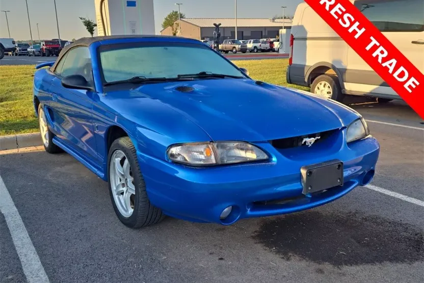 1998 Ford Mustang Cobra photo 1