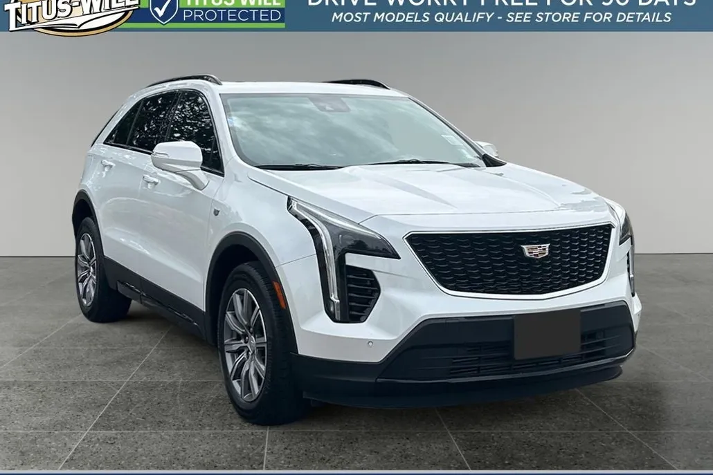 2023 Cadillac XT4 Sport photo 1