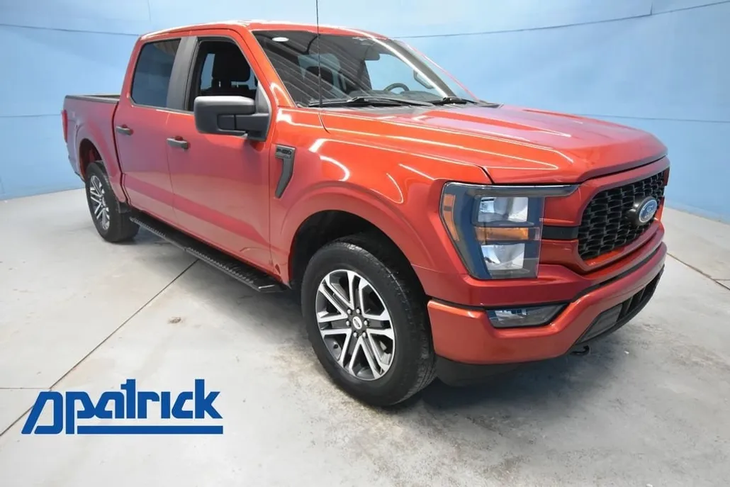 2023 Ford F-150 XL photo 1