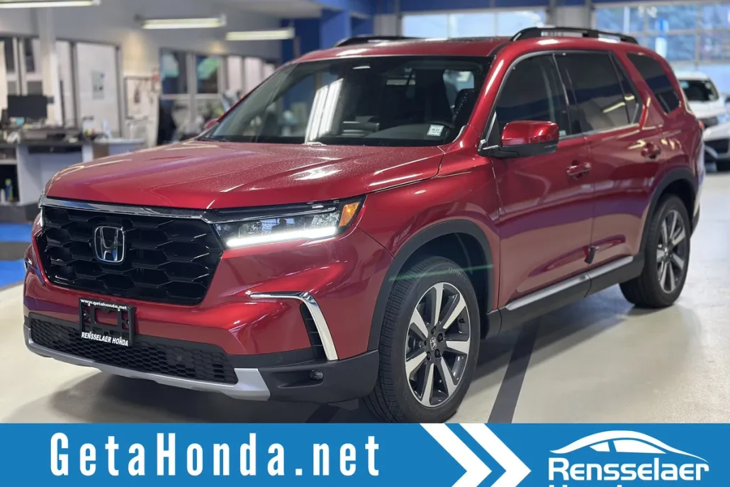2025 Honda Pilot Touring photo 1