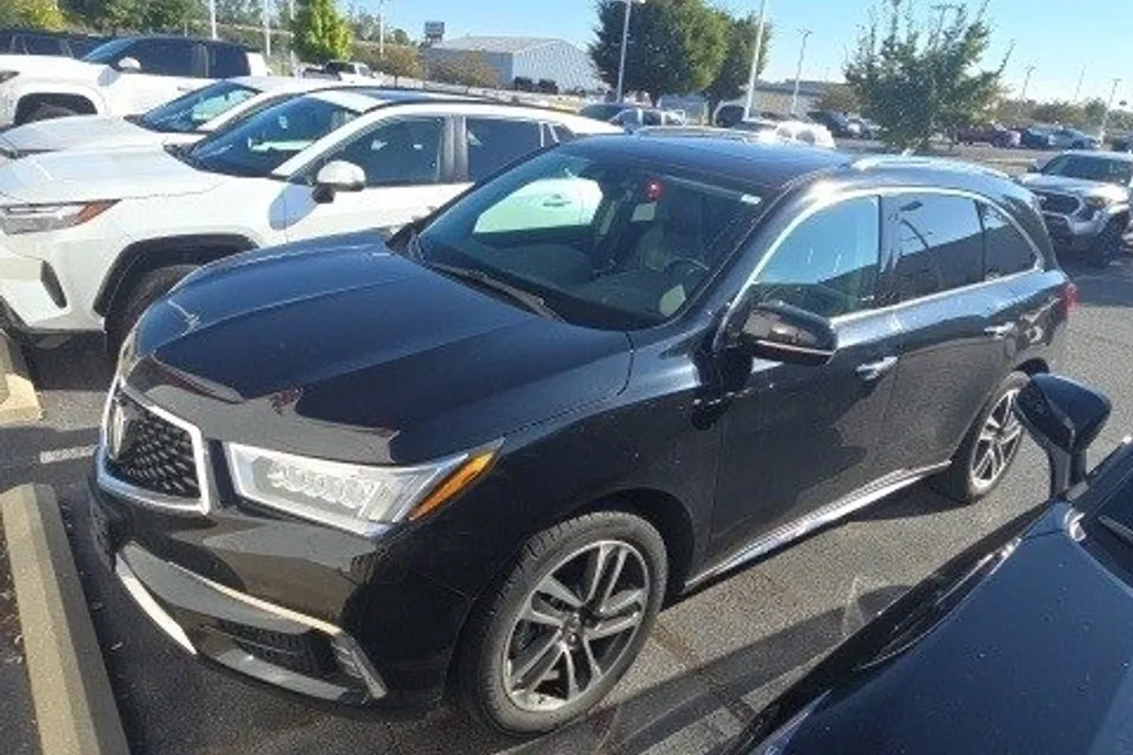 2017 Acura MDX SH-AWD Advance photo 1