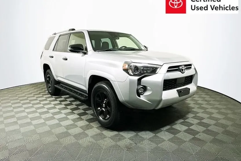 2024 Toyota 4Runner SR5 Premium photo 1