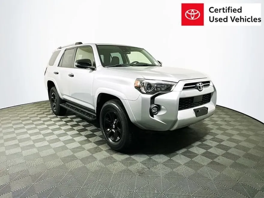 2024 Toyota 4Runner SR5 Premium photo 1