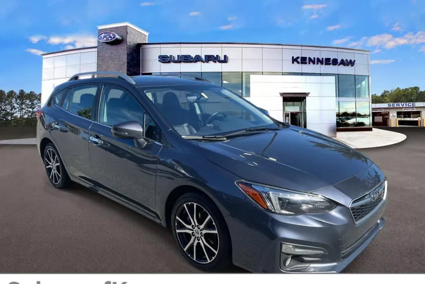 2017 Subaru Impreza 2.0i Limited photo 1