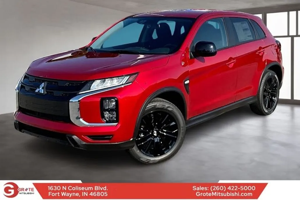 2025 Mitsubishi Outlander Sport LE photo 1