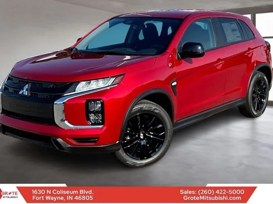 2025 Mitsubishi Outlander Sport LE photo 1