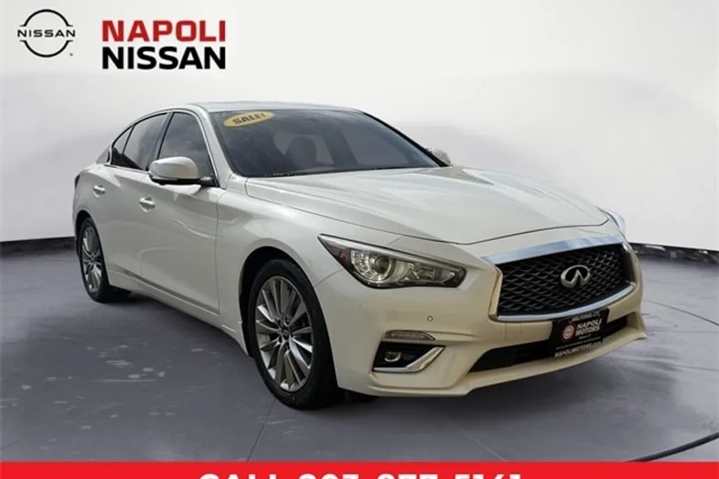 2022 Infiniti Q50 LUXE photo 1