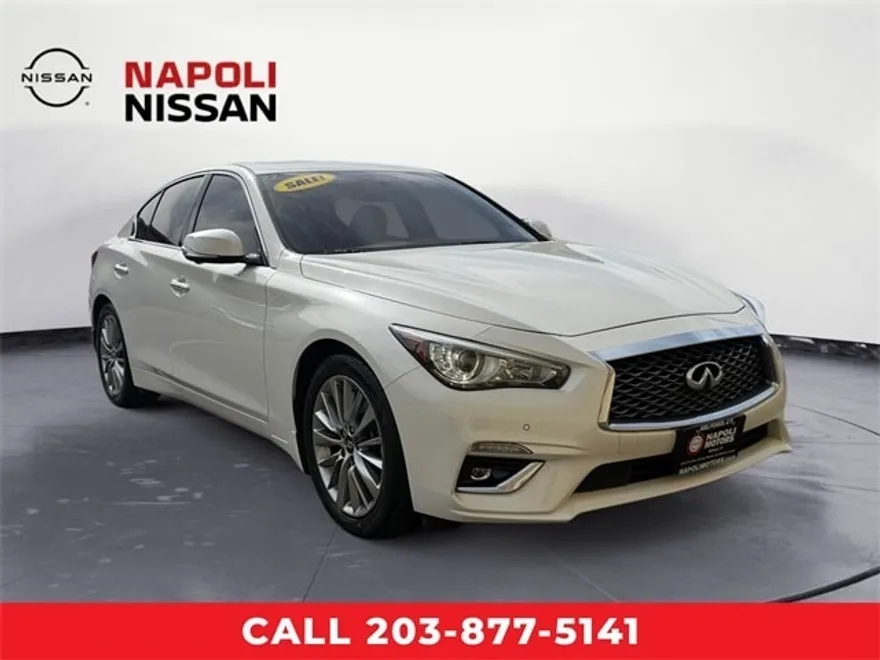 2022 Infiniti Q50 LUXE photo 1