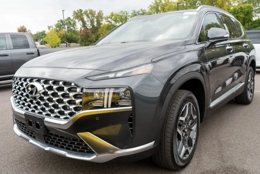 2022 Hyundai Santa Fe Limited photo 1