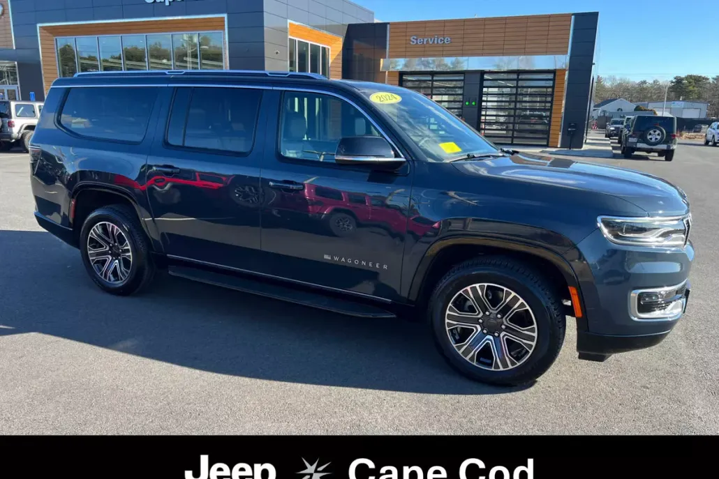 2024 Jeep Wagoneer L photo 1