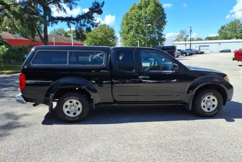 2016 Nissan Frontier S photo 1
