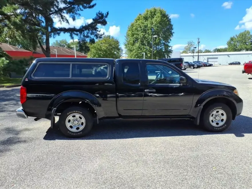 2016 Nissan Frontier S photo 1
