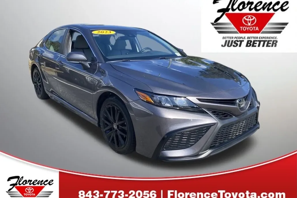 2023 Toyota Camry SE photo 1