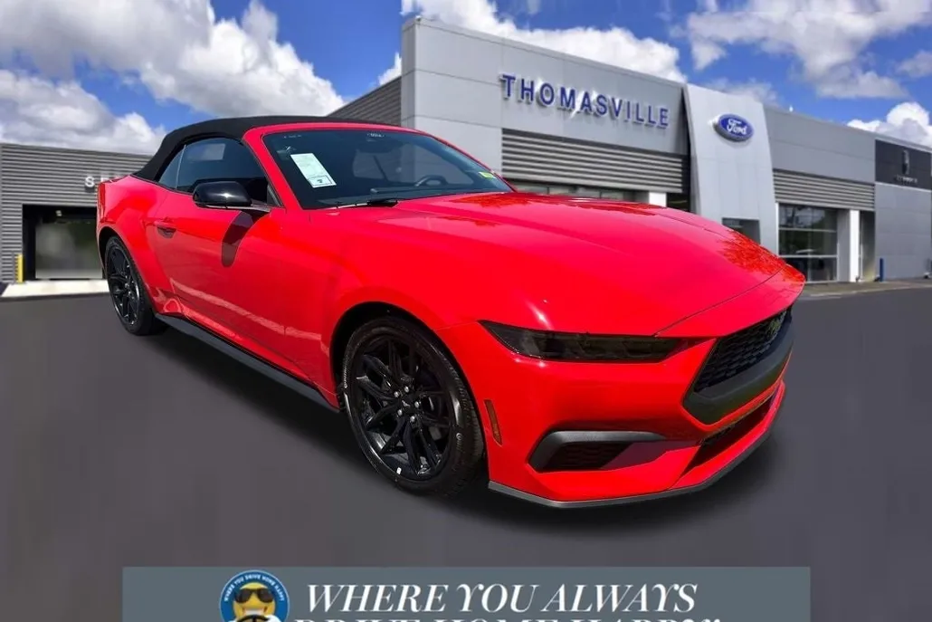 2025 Ford Mustang EcoBoost Premium photo 1