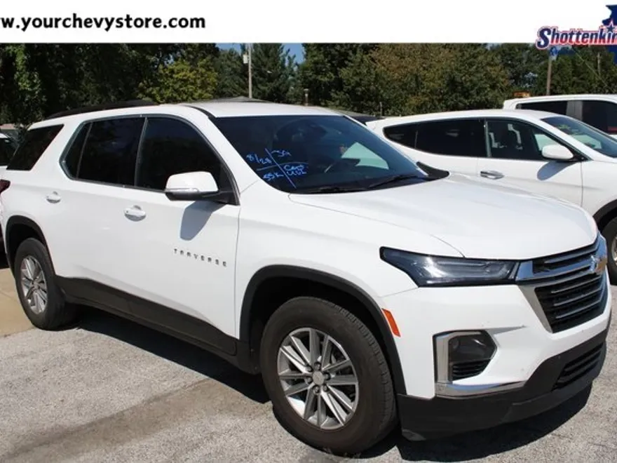 2023 Chevrolet Traverse Leather photo 1