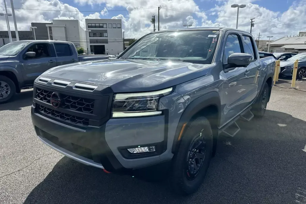 2025 Nissan Frontier PRO-X photo 1