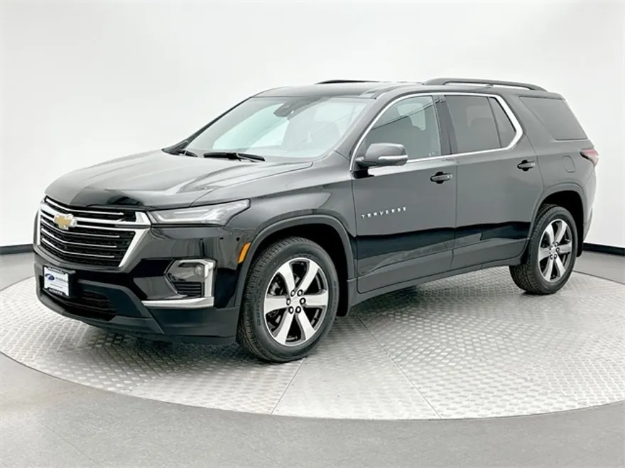 2023 Chevrolet Traverse Leather photo 1