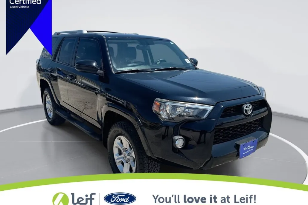 2018 Toyota 4Runner SR5 photo 1