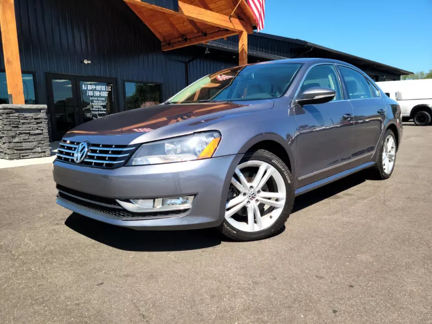 2012 Volkswagen Passat TDI photo 1