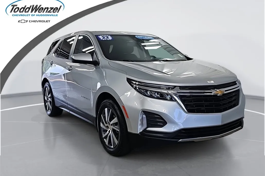 2022 Chevrolet Equinox LT photo 1