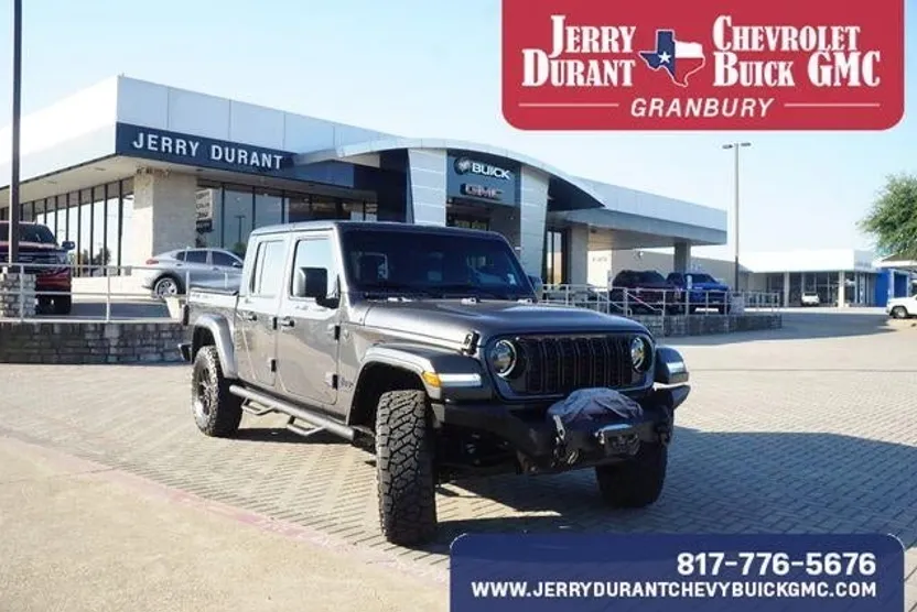 2024 Jeep Gladiator Willys photo 1