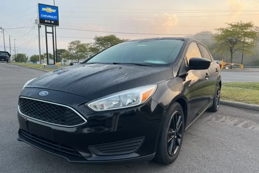 2018 Ford Focus SE photo 1