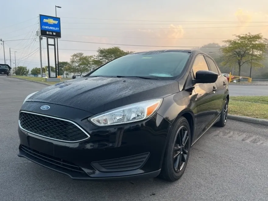 2018 Ford Focus SE photo 1