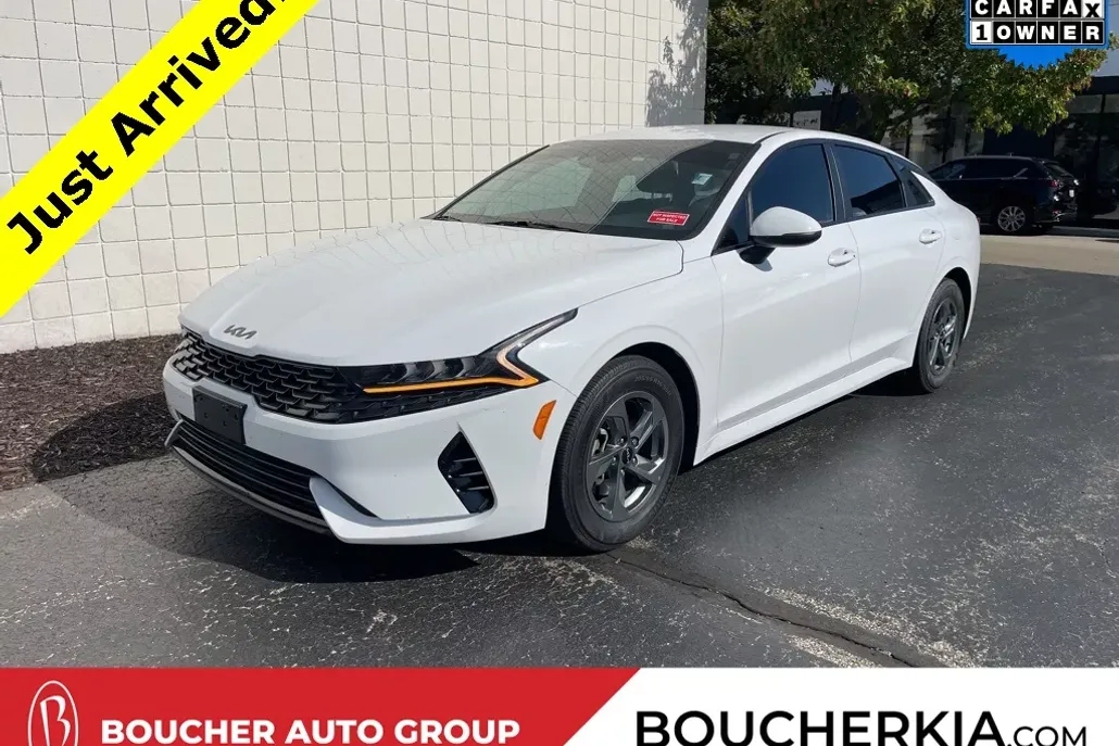 2022 Kia K5 LXS photo 1