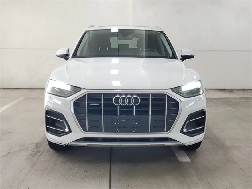 2021 Audi Q5 45 Premium photo 1