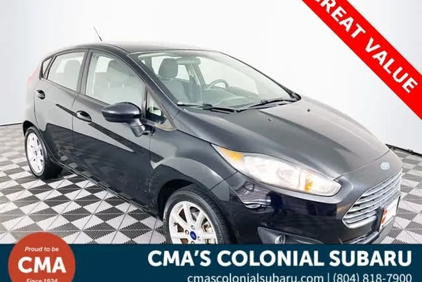 2017 Ford Fiesta SE photo 1